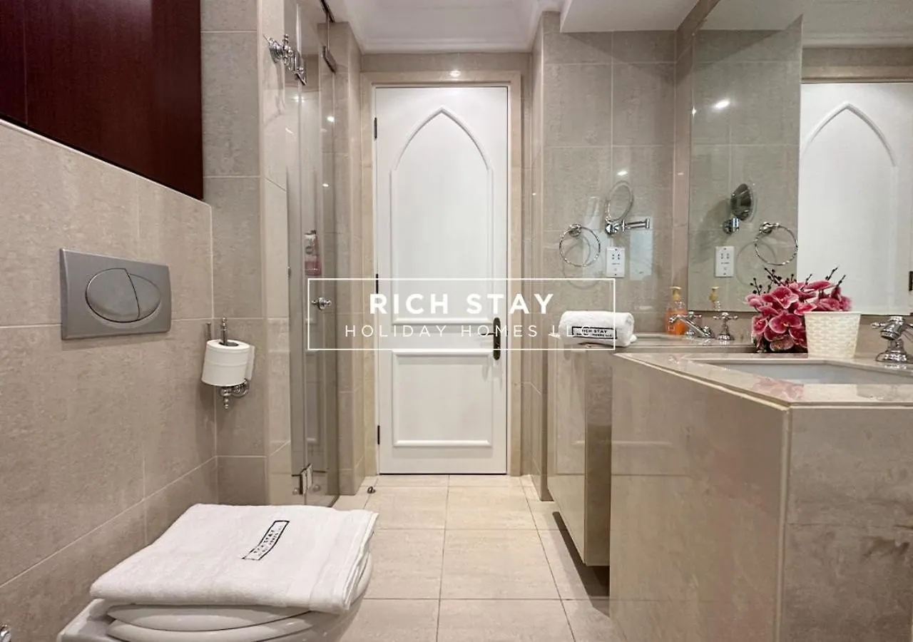 Appartamento Upgraded 1Br In Downtown With Burj Khalifa View Dubai