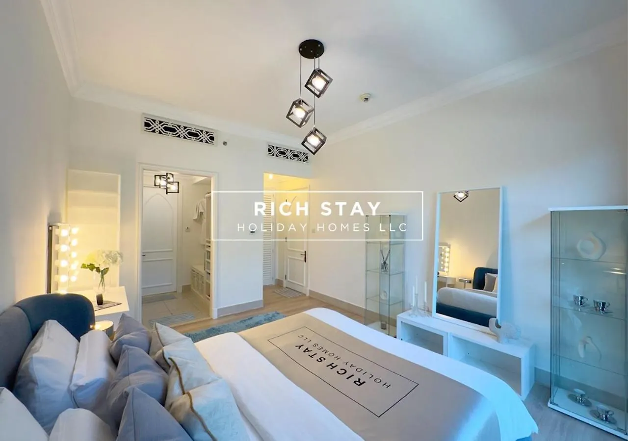 Appartamento Upgraded 1Br In Downtown With Burj Khalifa View Dubai 0*,